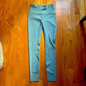 Lululemon light blue legging size 6